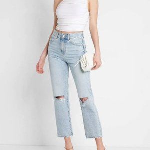 NWT Express HIGH WAISTED LIGHT WASH RIPPED STRAIGHT ANKLE JEANS -- SIZE 14